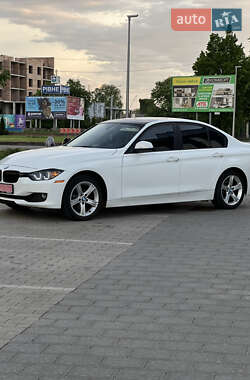 Седан BMW 3 Series 2013 в 