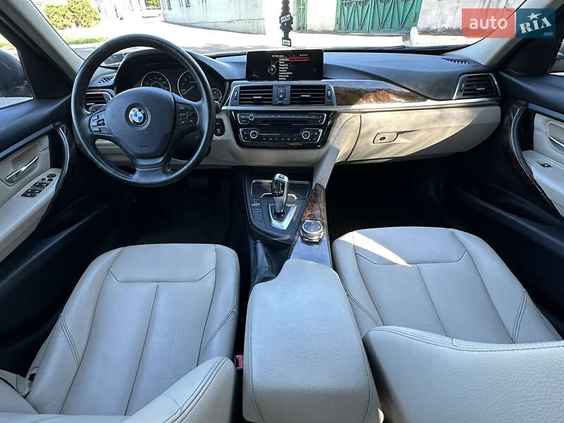 Седан BMW 3 Series 2016 в Днепре