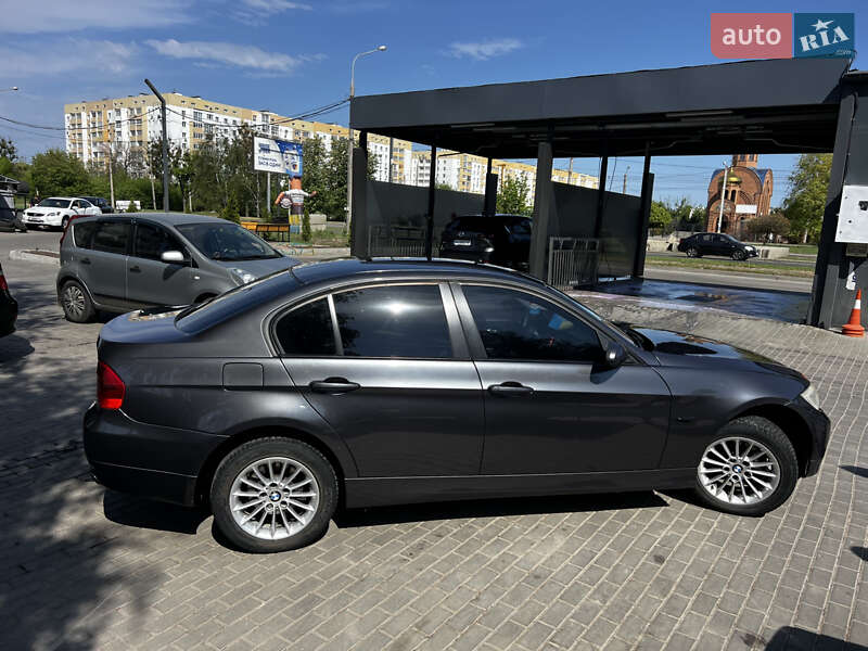 Седан BMW 3 Series 2007 в Харькове