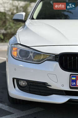 Седан BMW 3 Series 2013 в 