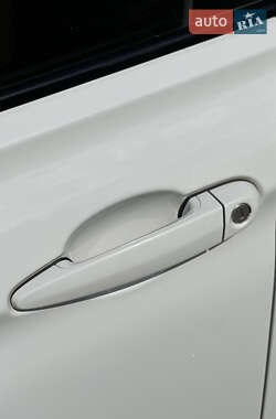 Седан BMW 3 Series 2013 в 