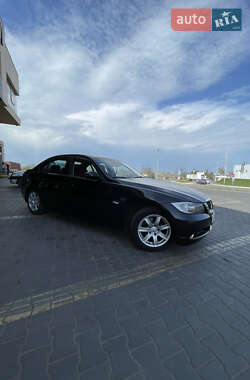 Седан BMW 3 Series 2005 в 