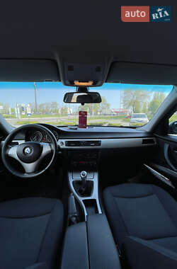 Седан BMW 3 Series 2005 в 