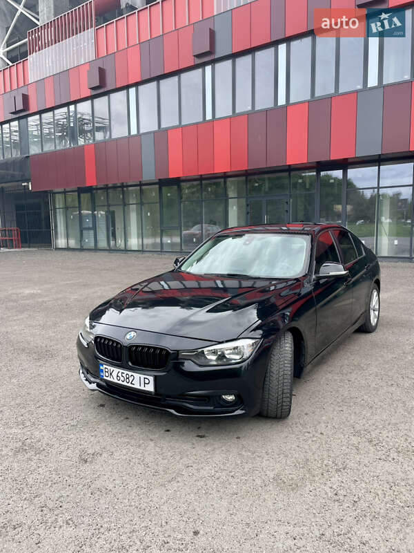 Седан BMW 3 Series 2016 в Рівному