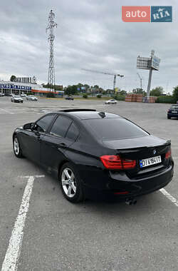 Седан BMW 3 Series 2013 в 