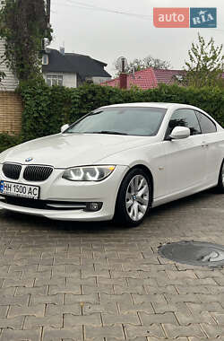 Купе BMW 3 Series 2011 в 