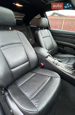 Купе BMW 3 Series 2011 в 