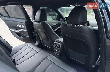 Седан BMW 3 Series 2022 в 