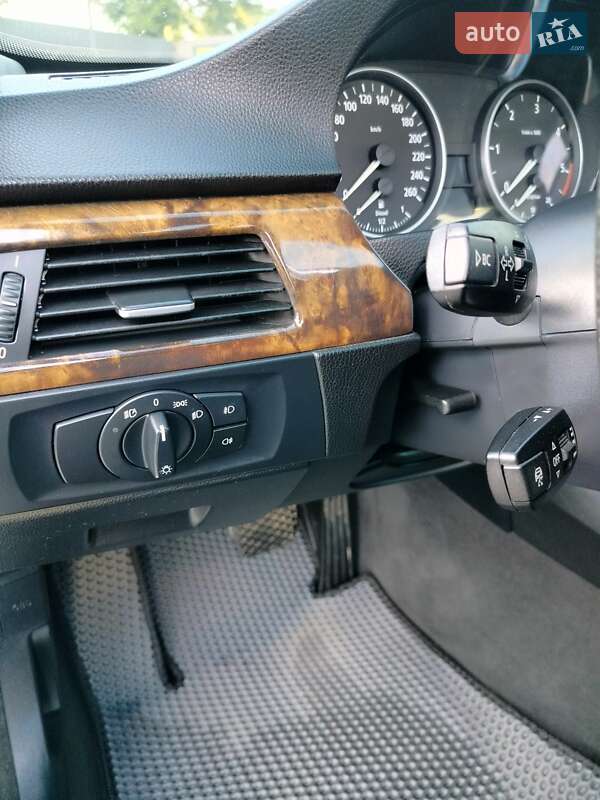 Універсал BMW 3 Series 2006 в Чернігові