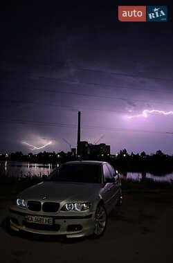 Седан BMW 3 Series 2004 в Києві