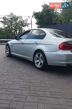 Седан BMW 3 Series 2008 в 