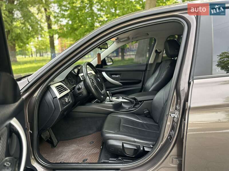 Седан BMW 3 Series 2012 в Вінниці