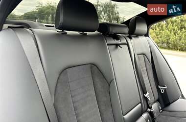 Седан BMW 3 Series 2022 в 