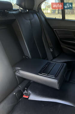 Седан BMW 3 Series 2012 в 