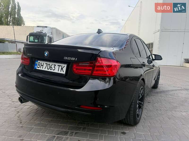 Седан BMW 3 Series 2013 в Одесі