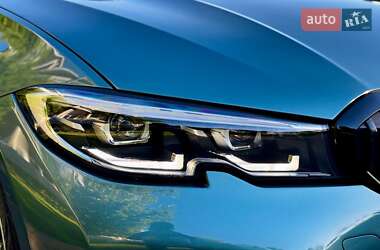 Седан BMW 3 Series 2021 в 