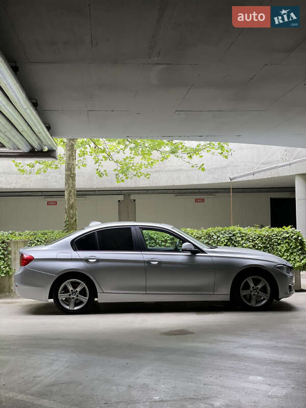 Седан BMW 3 Series 2014 в Ровно фото 7 Седан BMW 3 Series 2014 в Ровно