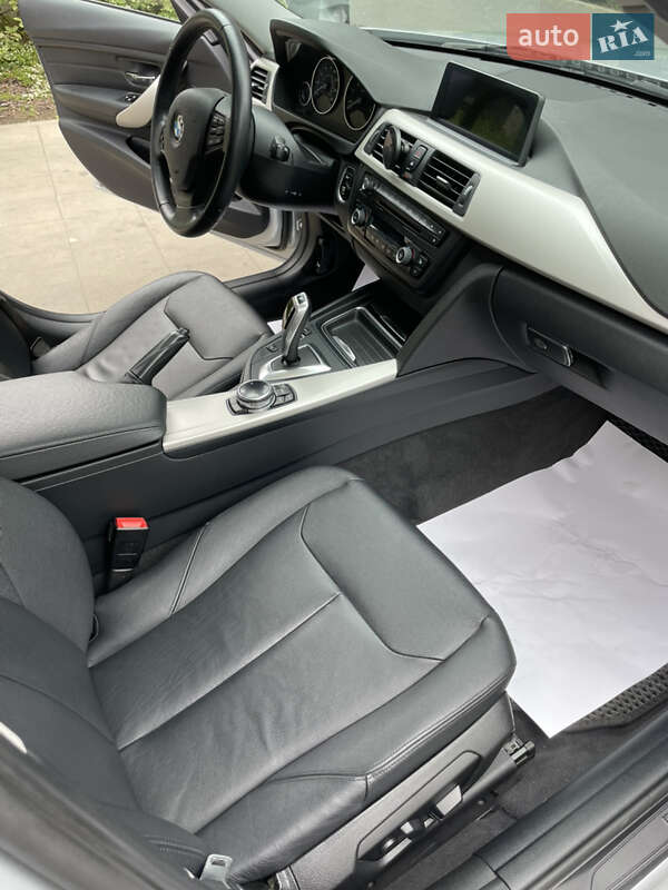 Седан BMW 3 Series 2014 в Ровно фото 17 Седан BMW 3 Series 2014 в Ровно
