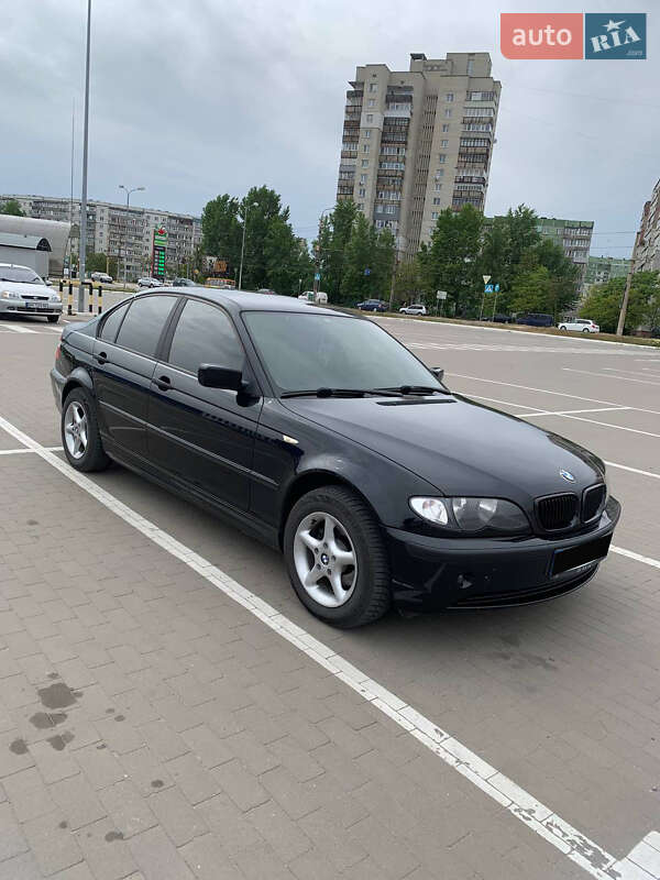 Седан BMW 3 Series 2003 в Лебедине