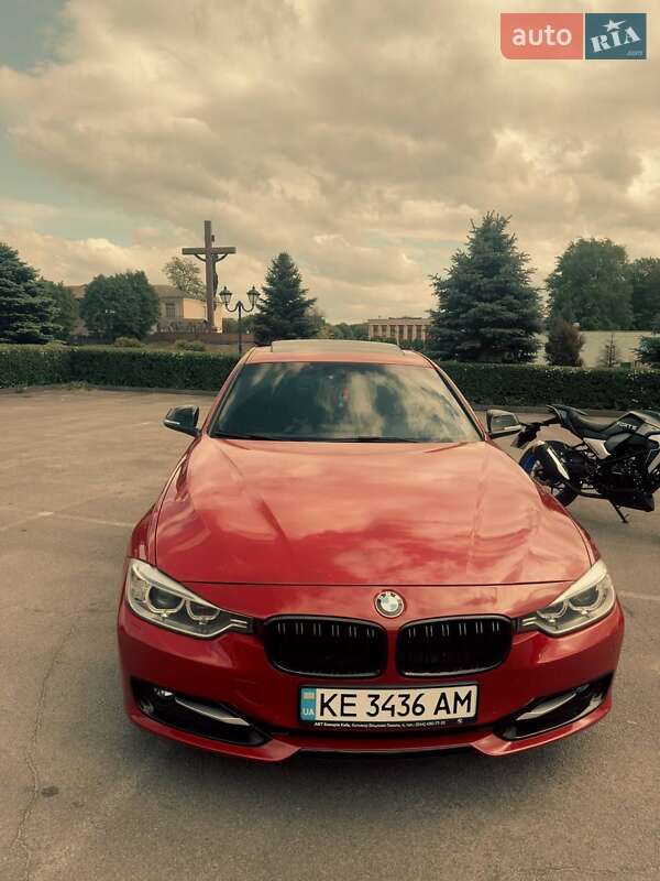 Седан BMW 3 Series 2015 в Кам'янському