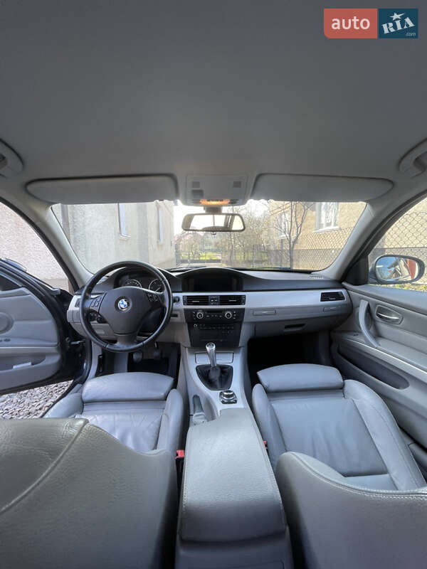 Універсал BMW 3 Series 2011 в Львові