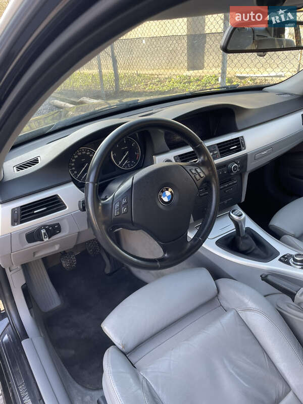 Універсал BMW 3 Series 2011 в Львові