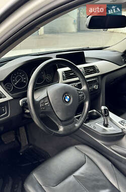 Седан BMW 3 Series 2012 в 