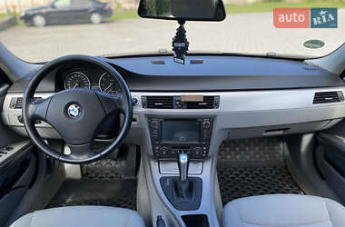 Седан BMW 3 Series 2005 в 