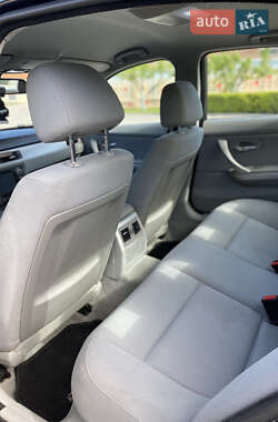 Седан BMW 3 Series 2005 в 