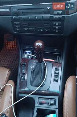 Седан BMW 3 Series 2002 в Ужгороді