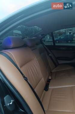Седан BMW 3 Series 2002 в Ужгороді