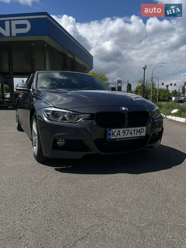 Седан BMW 3 Series 2016 в 