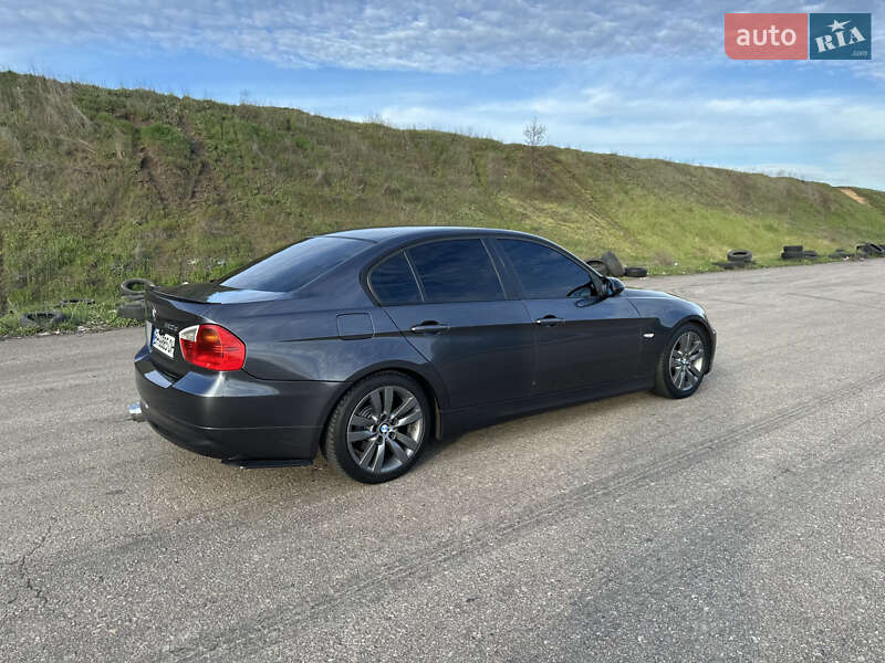 Седан BMW 3 Series 2006 в Одессе