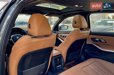 Седан BMW 3 Series 2019 в 