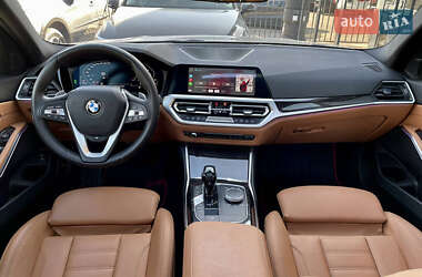 Седан BMW 3 Series 2019 в 