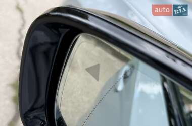 Седан BMW 3 Series 2025 в 