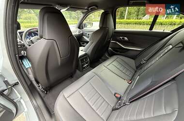 Седан BMW 3 Series 2025 в 