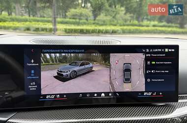 Седан BMW 3 Series 2025 в 