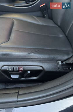 Седан BMW 3 Series 2015 в 