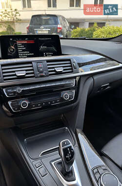 Седан BMW 3 Series 2016 в 