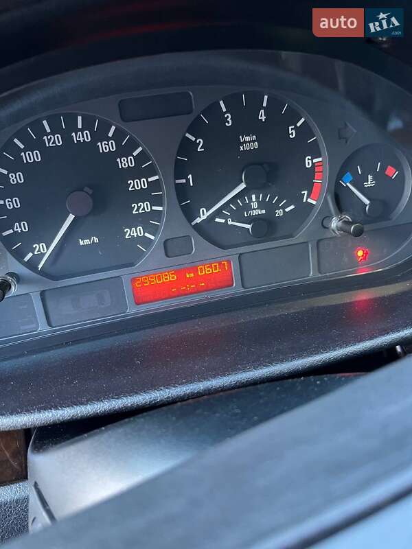 Седан BMW 3 Series 2001 в Сумах