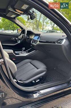 Седан BMW 3 Series 2021 в 