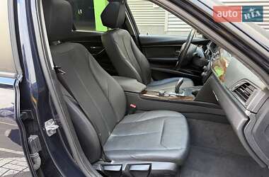 Седан BMW 3 Series 2015 в 