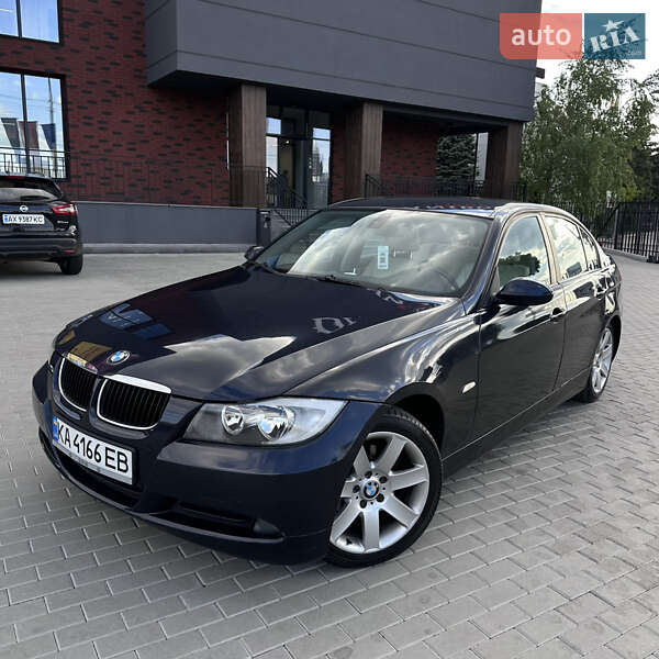 Седан BMW 3 Series 2005 в 