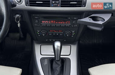 Седан BMW 3 Series 2005 в 