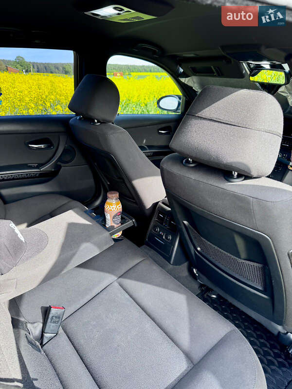Универсал BMW 3 Series 2008 в Киеве фото 29 Универсал BMW 3 Series 2008 в Киеве