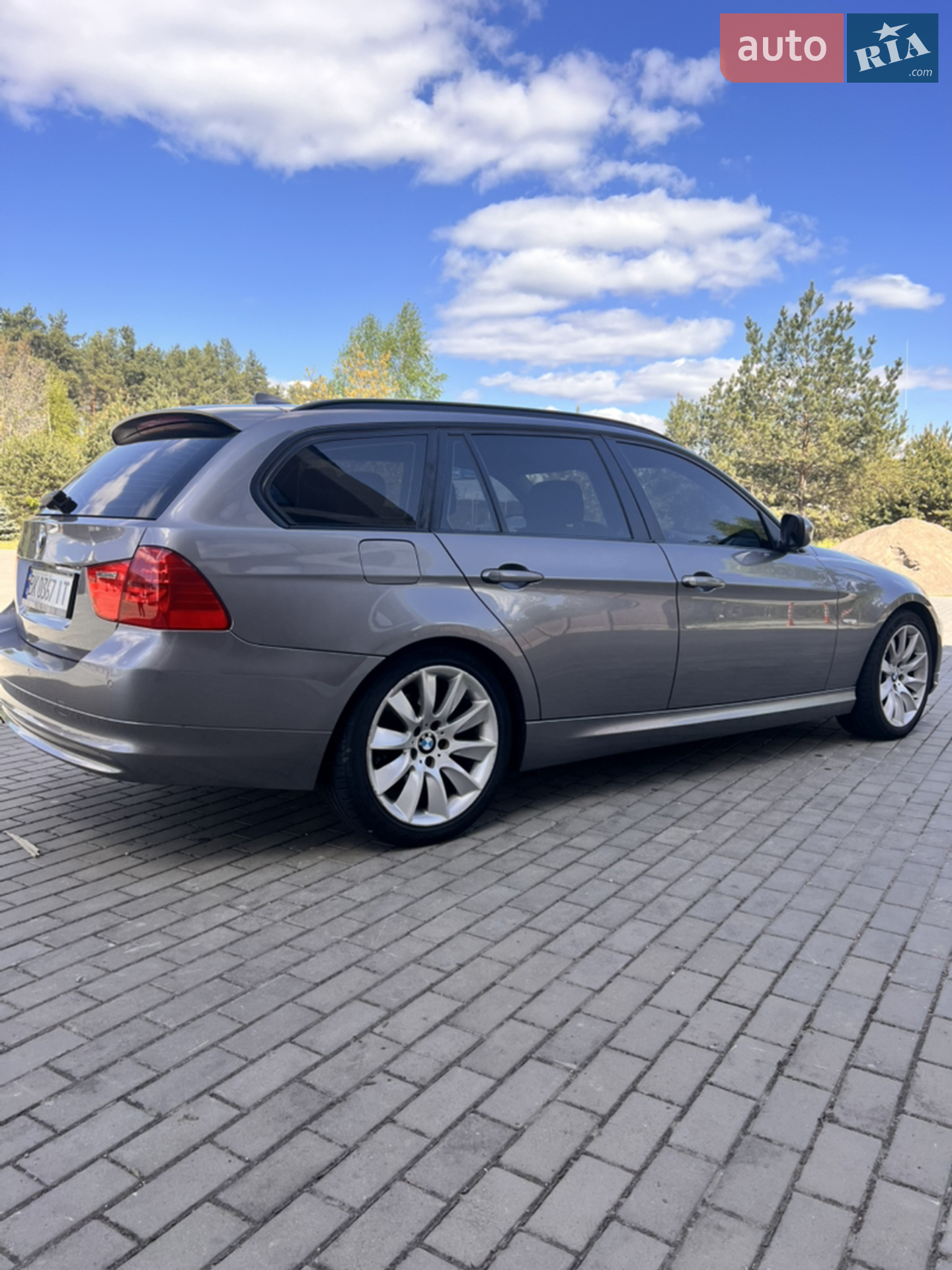 2010 BMW 3er - мініатюра 9