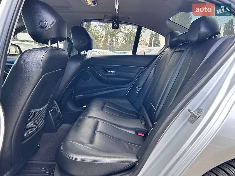 Седан BMW 3 Series 2014 в Одесі