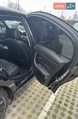Седан BMW 3 Series 2011 в 