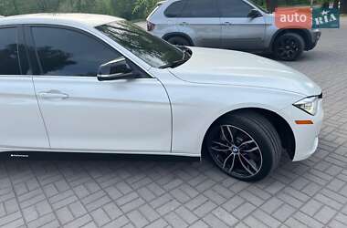 Седан BMW 3 Series 2015 в 
